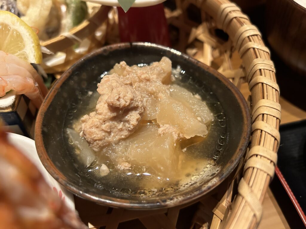 大根とそぼろの煮物